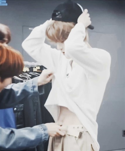 he said enough get a life😭 #sion #sionnctwish #nctwish #fyp (tags: @lola🇽🇰🍉 @wonwonie @ryo⭑.ᐟ @bea!! @Hannah )