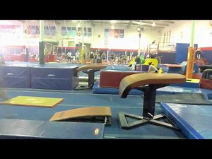 Straddle on vault (yellow vault).mov