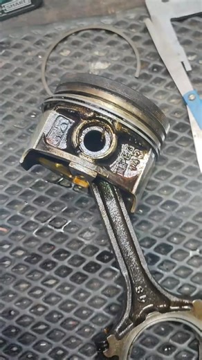 Замена поршневых колец: проверка и установка