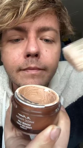 Yannick 💗 on Instagram: "Termine bei @cosmeticsbyyannick"