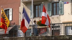 ⚽ Euro : drôle d’ambiance dans le village franco-suisse de Saint-Gingolph... Regardez plutôt ⬇. | TF1 INFO