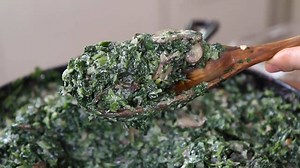 Creamed spinach with bacon and mushrooms. RECIPE: https://www.flavcity.com/low-carb-keto-meal-prep/ | BobbyParrish