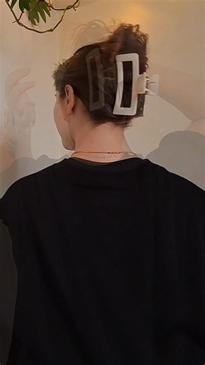 super long hair clip bun tutorial ✨ #hair #hairbun #hairclip #longhair #hairstyles