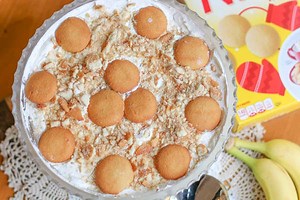 No-Bake Banana Pudding with Sour Cream