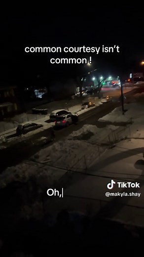 Understanding Common Courtesy in Everyday Life