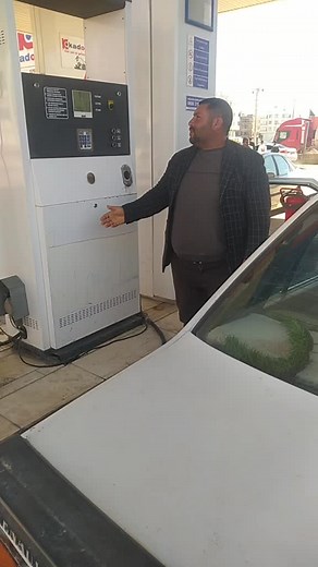 Navigating Fuel Pumps: A Step-by-Step Guide