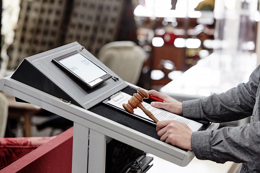 How to Buy at Auction | Abbeys Auctions