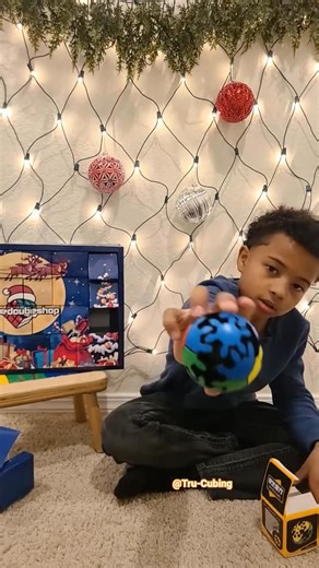 TruCubing on Instagram: "Day 17 of the SpeedCubeShop Advent Calendar! Spoiler: it’s a gear cube! #scsadventcalendar #speedcubeshop #trucubing"