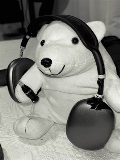 o Fone Todo F*d!d* Kskskskjj