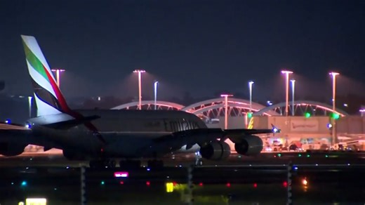 The first flight leaving Dubai has just touched down in Sydney, bringing home over 200 Australians. | Sky News Australia