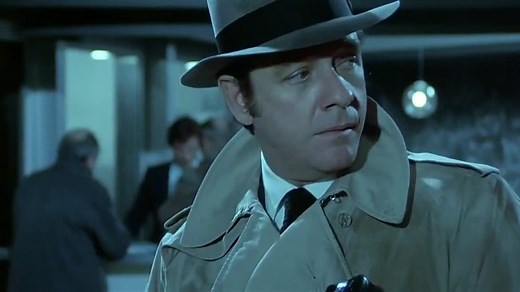 Un Flic (1972) [EngSubs] (720p) - Alain Delon, Richard Crenna, Catherine Deneuve