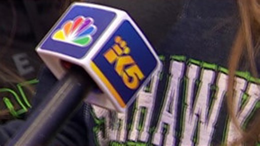 Young fan leads Seahawks chant on light rail