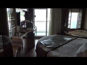 THE HAVEN SPA SUITE WITH BALCONY ON THE NORWEGIAN EPIC 14145