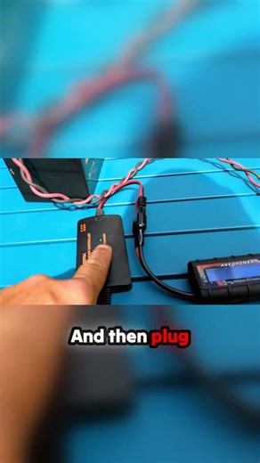Wiring your portable solar kit? 🛑 Don't blow your battery! Watch this sequence FIRST.