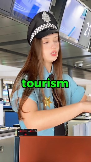 Improve English Pronunciation: Airport Vocabulary Tips