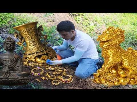 A jar filled with gold and silver jewelry was discovered beneath a stunning abandoned castle.