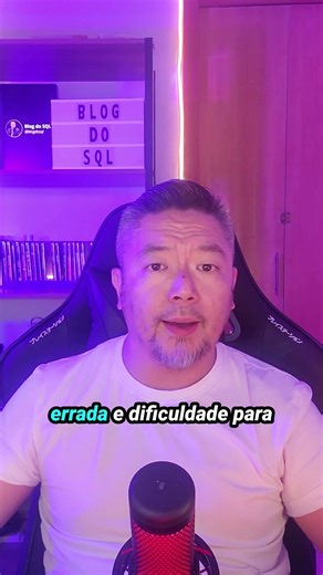 DISTINCT as a crutch ❌ vs. the correct GROUP BY ✅ #sql #database #shorts