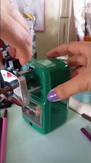 Como usar apontador a manivela#tutorial #apontador#lápis