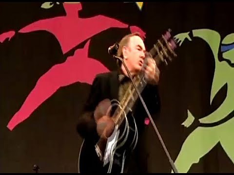 Neil Diamond - Holly Holy (Live in England 2008)