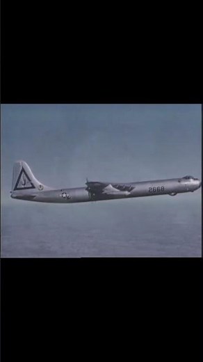 B-36 Peacemaker - Pressurized flight deck and crew compartment