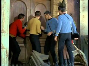 Star Trek upskirts