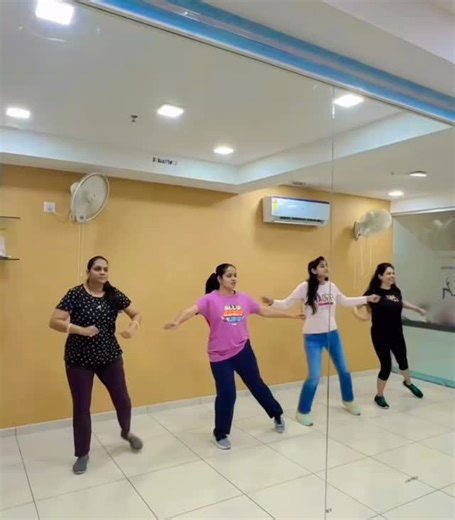 Sweating glitter in Zumba class today. It’s Zumba O’clock! Why walk when you can Zumba? Transform sweat into strength! #Zumbafitness Happiness is a great Zumba class. When in doubt, dance it out. . . . . . #fitness#workout#zumba#yoga#dance#fitnessmotivation#love#wellness#shela#fit#weightlossjourney#clubo7#cardiac#aerobics#reelitfeelit#reelkarofeelkaro❤ | Physio Fitness Fixers