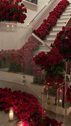 Soft Life Coach ✨ on Instagram: "I wrote this *free guide* just for you — to help you heal, grow & attract everything you deserve. 📖 check my bio and Get your free ebook now ✨🫶🏻#youressence #bossgirl #manifestsuccess #feminineenergy #fyp"