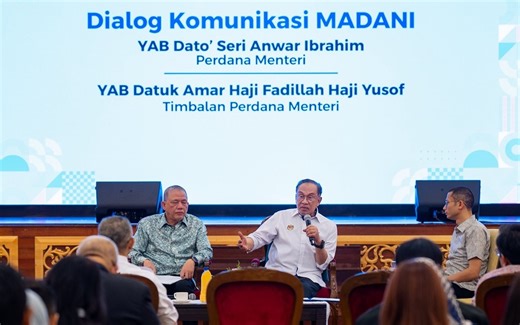 Press Secs, Corp Comm Heads At Forefront Of Gov't Communication - PM Anwar