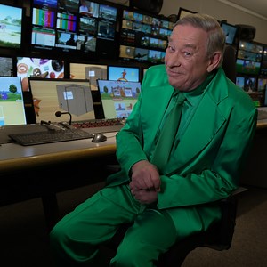 Trotz anderslautender Gerüchte: Selbst groß gewordene Kinder wissen nicht alles! Deshalb präsentiert Christoph ab dem 1. April »Die Sendung mit der Maus für Erwachsene!« Welche Fragen sollten in der Sendung unbedingt beantwortet werden? 😉 | Die Maus