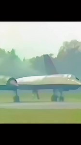 SR-71 Blackbird for Throwback Thursday 🎥: Beale AFB#sr71 #blackbird #supersonic #throwbackthursday | Aviation Liker