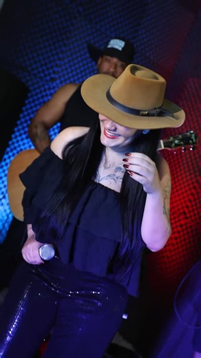 TALITA XAVIER CANTORA 🎙️ on Instagram: "Dos rascunhos do caderno da minha mãe para o seu feed kk “Amiga vou te contar “ está no ar!” LOGO LOGO DISPONÍVEL EM TODAS AS PLATAFORMAS DIGITAIS 🚀🚀 Obrigada a todos os envolvidos,vocês foram incríveis!! @johnklaus10 @italo_romao @take_digitall @silvana.xavier79 @douglasmalvesmt #fy #aripuanã #aripuanã #talitaxavier"