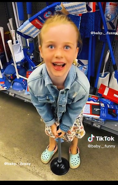 The end 😂😂#videos #fyp #fail #failarmy #fy #fails #failvideo #foryou #fypシ #fun #funny #babyfunny #babytiktok #funnyvideos #funnyvideo #pranks #prank #baby #🤣🤣🤣