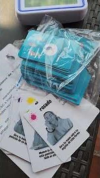 Cards to learn Colombian Sign Language (LSC) easily by playing games for the hearing impaired