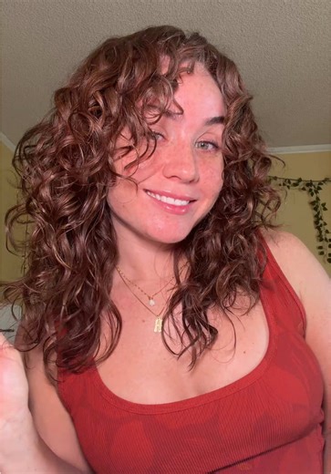 Styling Naturally Curly Hair: Tips and Tricks