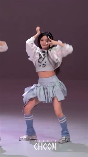 IROHA 이로하 ILLIT 아일릿 on Instagram: "[UNFILTERED CAM] ILLIT IROHA (이로하) ‘빌려온 고양이 (Do the Dance)’ 4K | STUDIO CHOOM #ILLIT #아일릿 #IROHA #이로하"