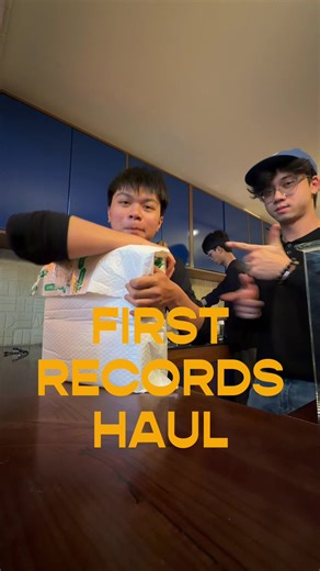 Unboxing Vinyl Records: Đĩa Indie-pop Đầu Năm 2026