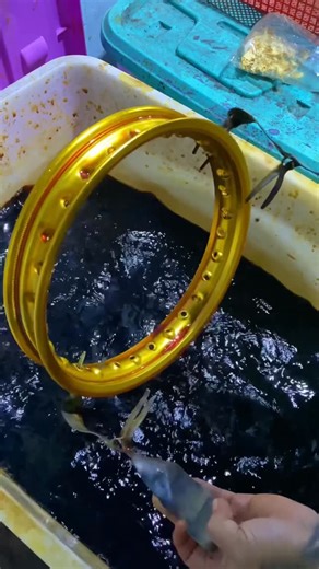 Kukuh Chrome Anodize on Instagram: "Yellow gold anodize#anodized #anodize #anodaized #anodes #anodaizing"