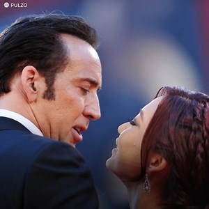1.1M views · 4.3K reactions | L'acteur Nicolas Cage est connu pour ses goûts particuliers en matière de jeunes femmes, et ce fut le cas de sa relation avec Alice Kim. La serveuse avait 19 ans et lui 40 lorsqu'ils se sont rencontrés, mais cette différence a rapidement fait des ravages dans leur vie. Une forte rumeur finirait par les séparer. | Magnats | Facebook