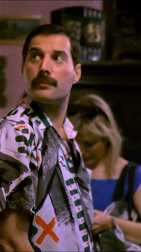 Rare Moment: When Freddie Visits an Antique Shop in Hungray👑 #freddiemercury #tour #queen #history