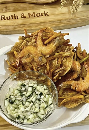 Delicious Pinoy Okoy Recipe with Shrimp and Veggies