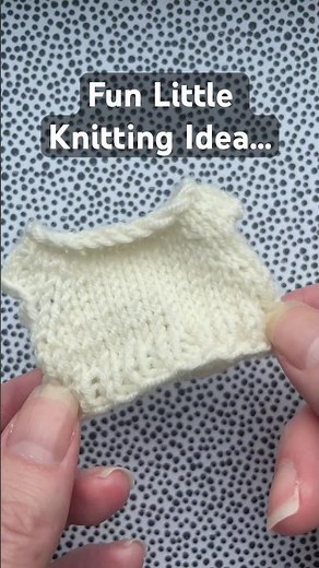 Quick fun knitting project: free patterns to knit Barbie doll clothes #knittingpattern #cute #craft