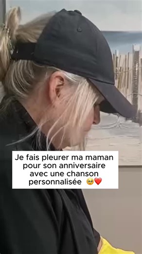 Vous avez des choses à dire mais vous n’osez pas ? 💔 Pas une lettre qu’on jette. Pas un message qu’on ignore. Pas des mots qu’on regrette. Une chanson qui dit tout ce que vous gardez en vous. Une chanson qui libère ce qui vous pèse. Une chanson qui change tout. Cette année, dites-le en musique. ✅ Composée et livrée en 12h ✅ Révisions illimitées ✅ de 20 000 familles ont déjà pleuré ⭐ 4.9 sur Trustpilot -80% aujourd’hui : https://machansonsurmesure.com/products/ma-chanson-sur-mesure | Ma Chanson 