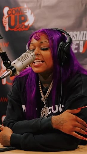 Jucee Froot on Instagram: "God🪽to a 🐐 … Argue wit yo mammy"