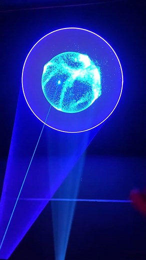 PMW Projection Mapping & New Media Arts on Instagram: "@tarslab + Luze presents “Moon” Interactive Láser mapping installation // @touchdesigner @pangolinlasersystems @leapmotion Music: @marcos_in_dub _____ #pmw #projection_mapping_world @projection_mapping_world #projection #mapping #laser #interactive #art #artinstallation #laserart y arte h #arttechnology"