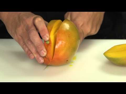 Cooking technique: cutting a mango