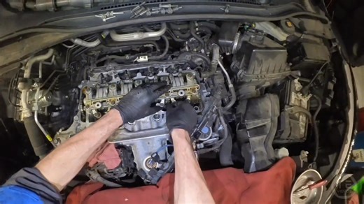 122K views · 1.6K reactions | Honda HR-V Valve Adjustment POV foryabud.com  #honda #hrv #valveadjustment #pov #asmr #hondatech | TE Videos | Facebook