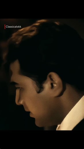 ✫ on Instagram: "🎵 O Mere Dil Ke Chain 🎶 Song Title: O Mere Dil Ke Chain 🎬 Movie: Mere Jeevan Saathi (1972) 🎤 Singers: Kishore Kumar ✍️ Lyrics: Majrooh Sultanpuri 🎼 Music: R. D. Burman 🎥 Director: Ravikant Nagaich 👥 Cast: Rajesh Khanna, Tanuja, Sujit Kumar, Bindu, Helen, Utpal Dutt, Nazir Hussain, Rajindranath ⚠️ This song is used for fair content purposes such as entertainment and education only. All rights belong to the original copyright owners. #OMereDilKeChain #MereJeevanSaathi #Kish