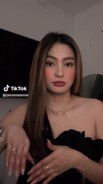 Hand Dance Challenge 2023: TikTok Trending Hands Movements