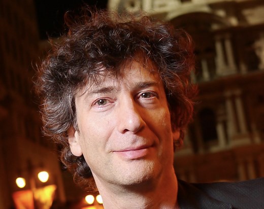 Neil Gaiman Talks Dreamily About Fountain Pens, Notebooks & His Writing Process in His Long Interview with Tim Ferriss