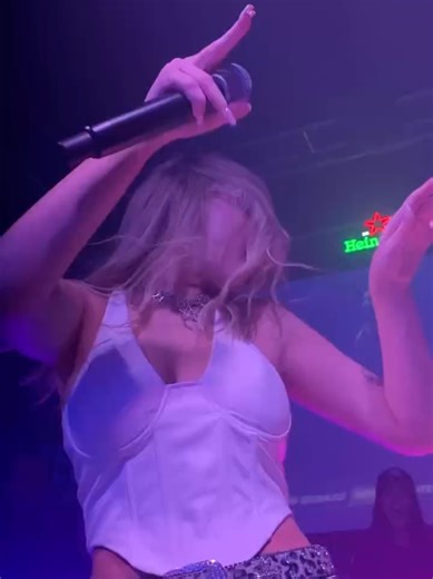 Teodora Popovska Live Performance at Club Johnnie